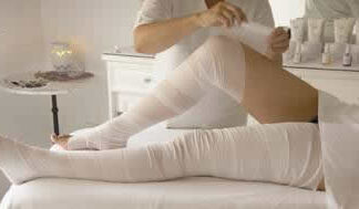 Eliminar la celulitis con vendas frías