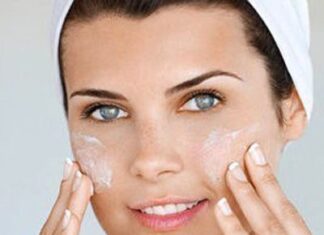 Cómo eliminar las manchas rojas de acné como eliminar las manchas de acne