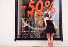 Consejos para Aprovechar las Rebajas: Guía para Mujeres que Quieren Triunfar al Comprar Online 🛍️💸