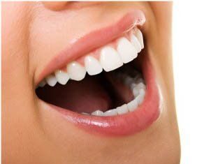 Cómo Conseguir unos Dientes Más Blancos