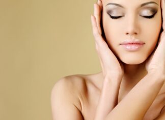 Cómo Crear una Rutina de Belleza de 5 Minutos para Mujeres Ocupadas 💅⏰ Cinco Tips para Elegir Cosméticos