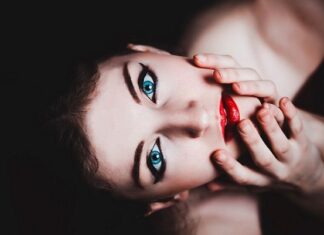 Pintalabios Rojo: Descubre sus Beneficios Pintalabios Rojo: Descubre sus Beneficios