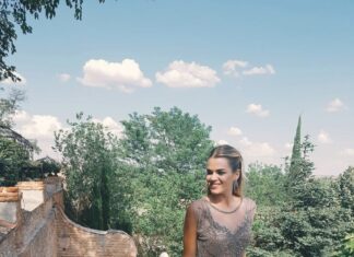 Look de Miriam Pérez y Ana Albadalejo en la boda de Clara Alonso Look de Miriam Pérez en la boda de Clara Alonso