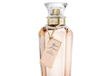 Tres perfumes de mujer para regalar en Navidad Agua Fresca de Rosas