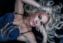 Una mujer con belleza integral y perfecta Mujer Bella