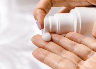 ¿Cómo ahorrar en productos de belleza y maquillaje? evitar-piel-seca