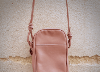 ¿Cómo llevar un bolso de piel sin importar la estación del año? Bolsos de piel para llevar el movil