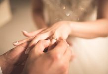 Cómo elegir un buen anillo de compromiso elegir anillo de compromiso