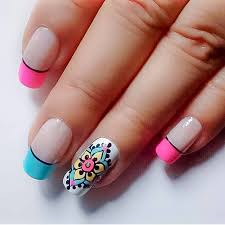 🌟 Tendencias en Diseño de Uñas para 2025 🌟